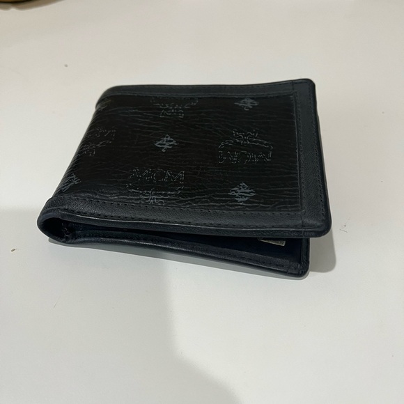 MCM BLACK VISETOS MEN’S WALLET - Picture 6 of 14
